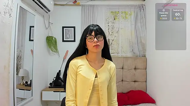 Vanessa Jenner online show from 03-17-26, 01:43