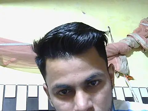 ursdreamperson online show from 04-21-26, 01:53