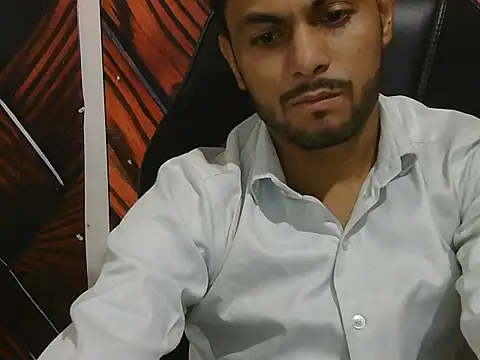 ursdreamperson online show from 05-04-26, 01:18