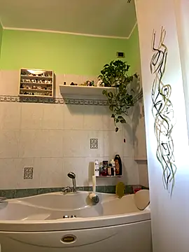 Italy sex boy online show from 09-24-25, 11:35