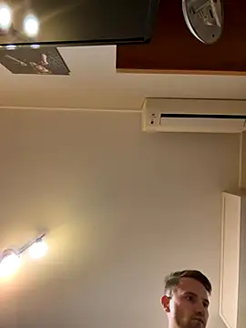 Italy sex boy online show from 11-26-25, 12:22