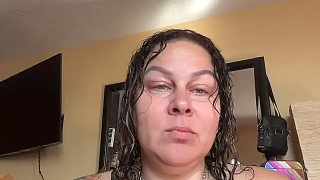 number1slut online show from 06-16-26, 01:47
