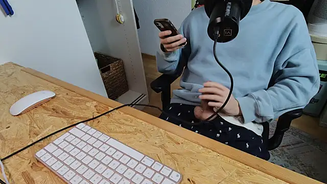 BenReich online show from 11-10-25, 08:08