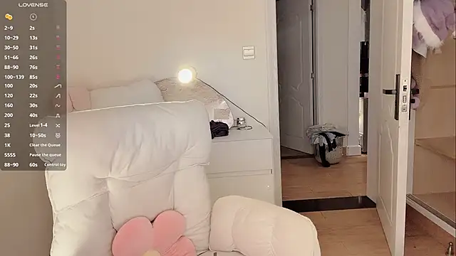 MM-feifei online show from 11-05-25, 02:06