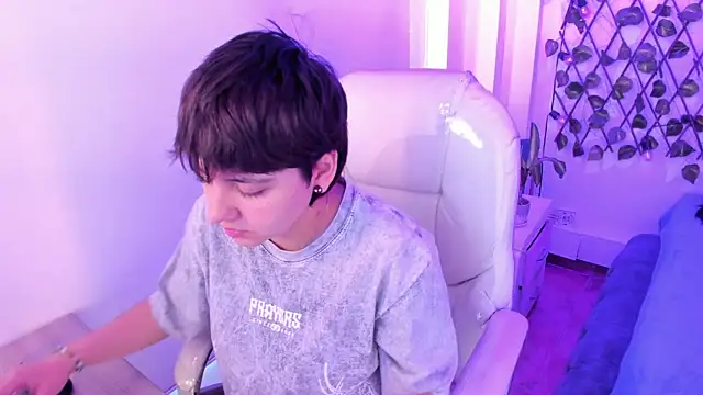 Nathaly ds online show from 04-07-26, 08:31