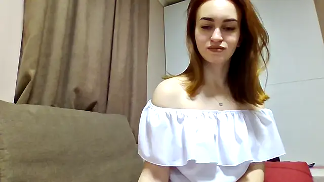 Snapshot of Requellia chatting on 10-29-25, 08:10 Requellia online show from 10-29-25, 08:10