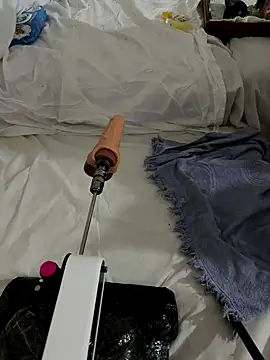 Ozge-SluttyScream69 online show from 10-04-25, 11:36