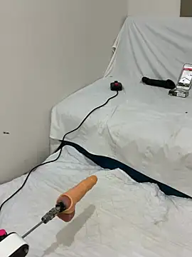 Snapshot of Ozge-SluttyScream69 chatting on 02-27-26, 11:16 Ozge-SluttyScream69 online show from 02-27-26, 11:16