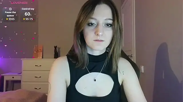Snapshot of white_liillyy chatting on 04-24-26, 08:00 white liillyy online show from 04-24-26, 08:00