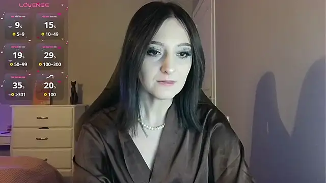 Snapshot of white_liillyy chatting on 04-29-26, 09:21 white liillyy online show from 04-29-26, 09:21
