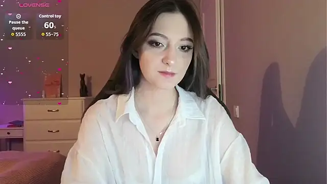 Snapshot of white_liillyy chatting on 05-05-26, 09:23 white liillyy online show from 05-05-26, 09:23