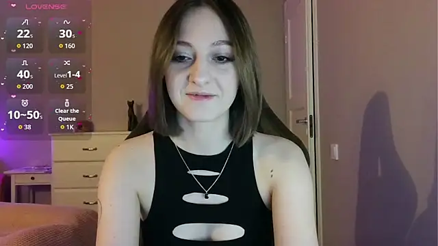 Snapshot of white_liillyy chatting on 05-30-26, 09:45 white liillyy online show from 05-30-26, 09:45
