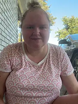 Snapshot of KadiSparkle chatting on 09-22-25, 10:34 KadiSparkle online show from 09-22-25, 10:34