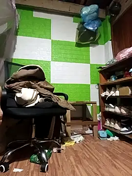 tdtd98 online show from 11-02-25, 04:31