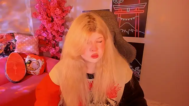 LilithNelson online show from 10-11-25, 05:55