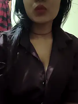 RAYI Queen 2 online show from 11-08-25, 12:16