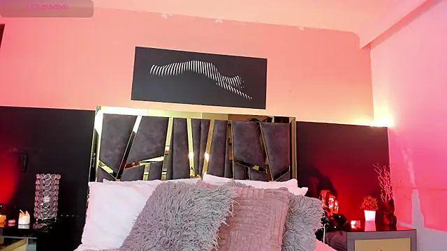 ScarletTorres online show from 11-14-25, 06:50