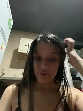 Snapshot of Evermorre chatting on 02-09-26, 04:22 Evermorre online show from 02-09-26, 04:22