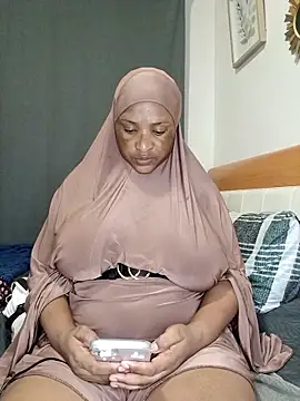 Sweetbxxx24 online show from 04-16-26, 09:15