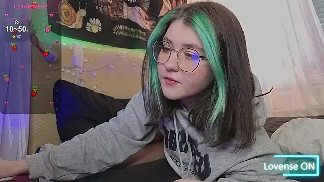 Miko Meow online show from 04-20-26, 03:48