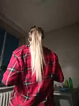 babyjessi online show from 04-14-26, 08:59