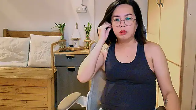 moriliciousxxx online show from 04-07-26, 11:37