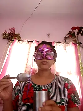 thanusi 2 online show from 12-21-25, 06:31