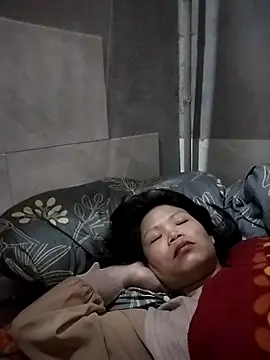 LinhNa999 online show from 03-10-26, 01:27