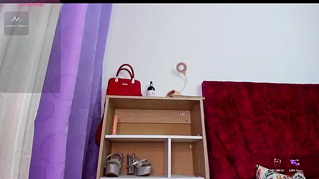 Snapshot of izune_ride chatting on 02-04-26, 02:39 izune ride online show from 02-04-26, 02:39