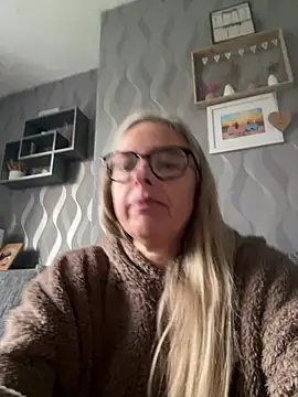 Anastasia-BlondeXX online show from 01-14-26, 10:43