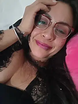 Snapshot of astridcollinsvip chatting on 07-17-26, 09:38 astridcollinsvip online show from 07-17-26, 09:38
