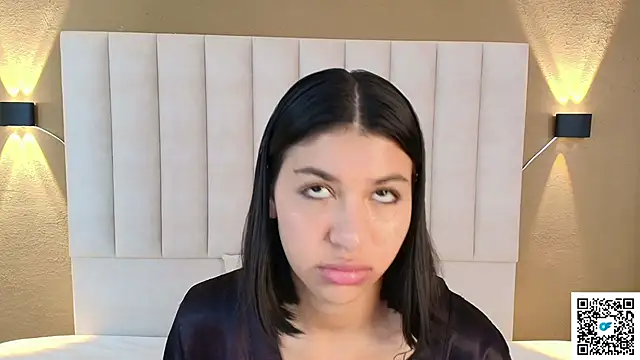 goddess saori  online show from 10-30-25, 12:39