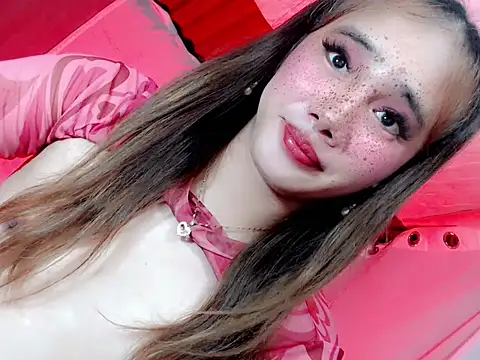 Snapshot of Sugarfucker20 chatting on 10-07-25, 06:05 Sugarfucker20 online show from 10-07-25, 06:05