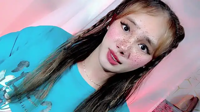 Snapshot of Sugarfucker20 chatting on 11-24-25, 12:05 Sugarfucker20 online show from 11-24-25, 12:05