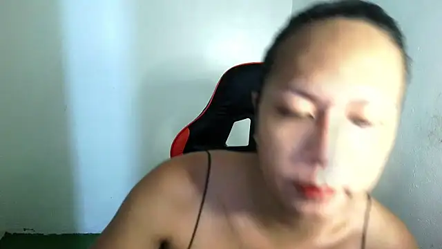 Snapshot of YourAsian_Cummer chatting on 10-15-25, 12:05 YourAsian Cummer online show from 10-15-25, 12:05