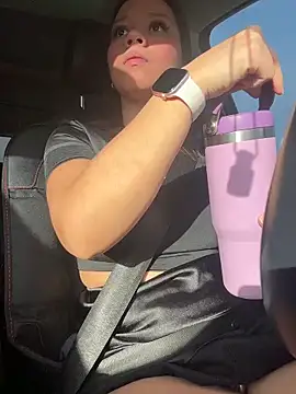 Mrs MrLove online show from 11-22-25, 10:20