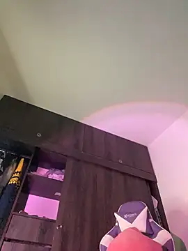 Snapshot of Flora_Minx chatting on 02-16-26, 07:37 Flora Minx online show from 02-16-26, 07:37