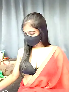 Snapshot of Misss-julli chatting on 02-01-26, 10:47 Misss-julli online show from 02-01-26, 10:47