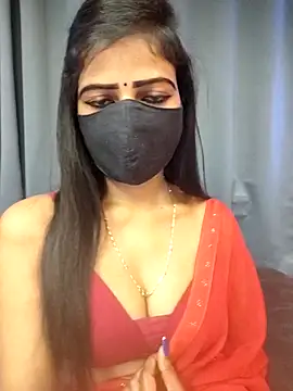 Snapshot of Misss-julli chatting on 02-23-26, 03:37 Misss-julli online show from 02-23-26, 03:37