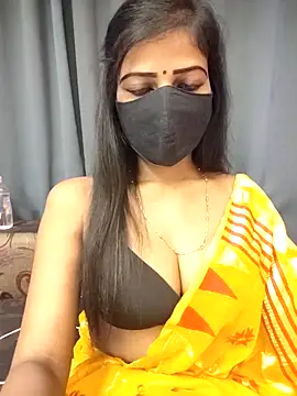Snapshot of Misss-julli chatting on 02-28-26, 01:39 Misss-julli online show from 02-28-26, 01:39