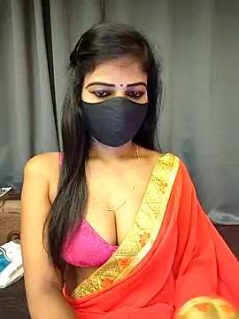 Snapshot of Misss-julli chatting on 03-08-26, 11:52 Misss-julli online show from 03-08-26, 11:52