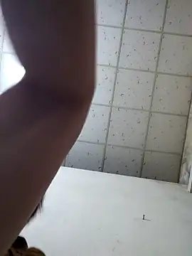 Snapshot of Samia_102 chatting on 02-11-26, 04:34 Samia 102 online show from 02-11-26, 04:34