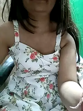 Snapshot of Vaani_Actress chatting on 04-25-26, 02:14 Vaani Actress online show from 04-25-26, 02:14