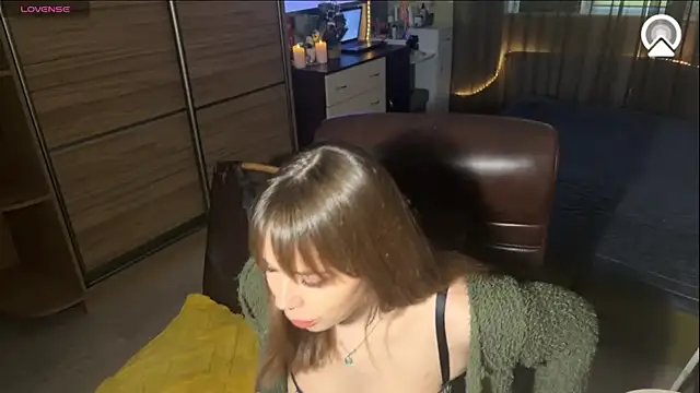 xxx sandra  online show from 12-21-25, 12:01