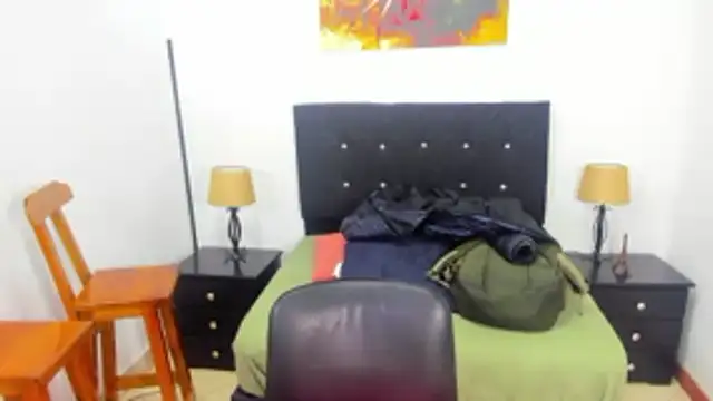 Snapshot of maikol_monstercock chatting on 10-28-25, 03:32 maikol monstercock online show from 10-28-25, 03:32