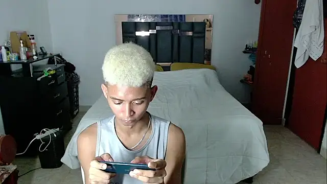 Snapshot of Raam_Star chatting on 02-17-26, 12:34 Raam Star online show from 02-17-26, 12:34