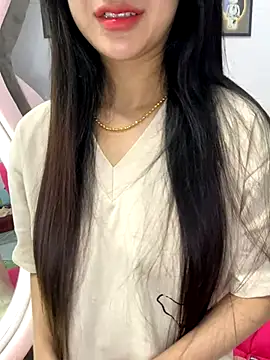 Snapshot of Sexlove_bb chatting on 10-03-25, 04:53 Sexlove bb online show from 10-03-25, 04:53