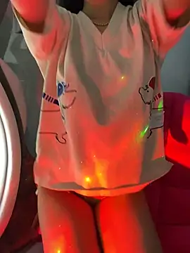 Snapshot of Sexlove_bb chatting on 10-04-25, 03:26 Sexlove bb online show from 10-04-25, 03:26