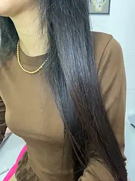 Snapshot of Sexlove_bb chatting on 10-24-25, 03:19 Sexlove bb online show from 10-24-25, 03:19