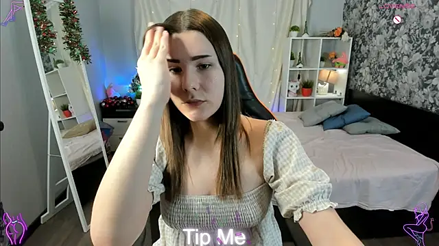 Snapshot of Laila_Blarr chatting on 01-18-26, 07:56 Laila Blarr online show from 01-18-26, 07:56